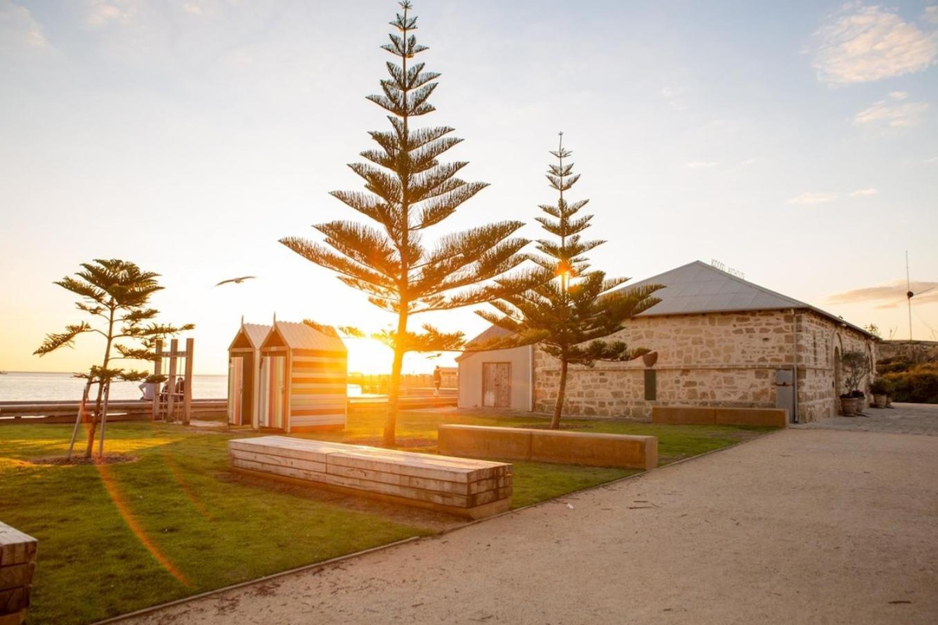 Central Fremantle Lifestyle Walk To Markets & Cafe Экстерьер фото